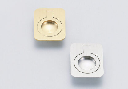 Ringvormige vouwgreep van messing, afwerking: satijn mat, 30,5 mm (1,3") 587-40SB. Ringgreep 587-40SB voor camper, boot, inspectieluik, inspectiedeur, door Sugatsune / LAMP® (Japan) - Afbeelding 5