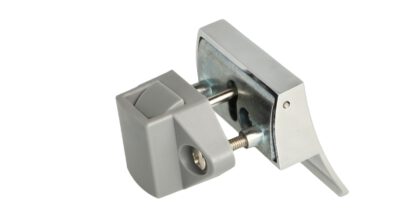 Robuuste kliksluiting met hefhandgreep, gemaakt van zamak, oppervlak: verchroomd, uitvoering: vierkant, 14.03.075-0. Hefhendel met zelfsluitend slot en soft-close voor caravans, jachten en nog veel meer, van SISO Denemarken - Afbeelding 2
