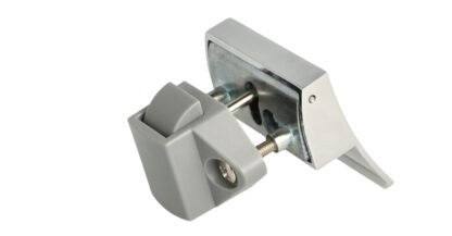 Robuuste kliksluiting met hefhandgreep, gemaakt van zamak, oppervlak: verchroomd, uitvoering: vierkant, 14.03.075-0. Hefhendel met zelfsluitend slot en soft-close voor caravans, jachten en nog veel meer, van SISO Denemarken - Afbeelding 4