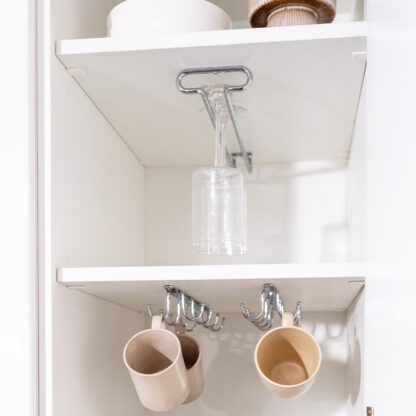 Hoogwaardige wijnglashouder, gemaakt van staal, oppervlak: verchroomd, 340 mm (13-25/64"), 8938011. Praktische glazenhouder voor wijnglazen, champagneglazen, cocktailglazen, cognacglazen, bekers en nog veel meer, van EMUCA - Afbeelding 7